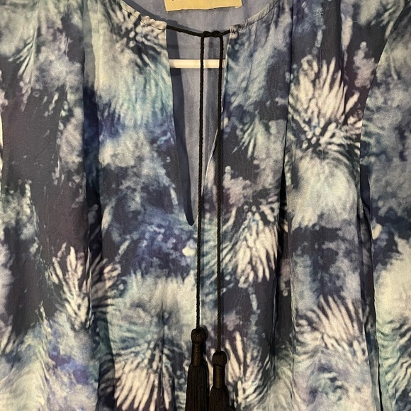 Elle Sasson 100 % silk blue tie dye tassel dress size 36/4 - Picture 2 of 6